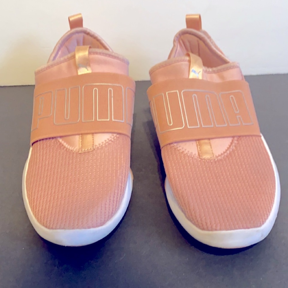 Puma sneakers no lace